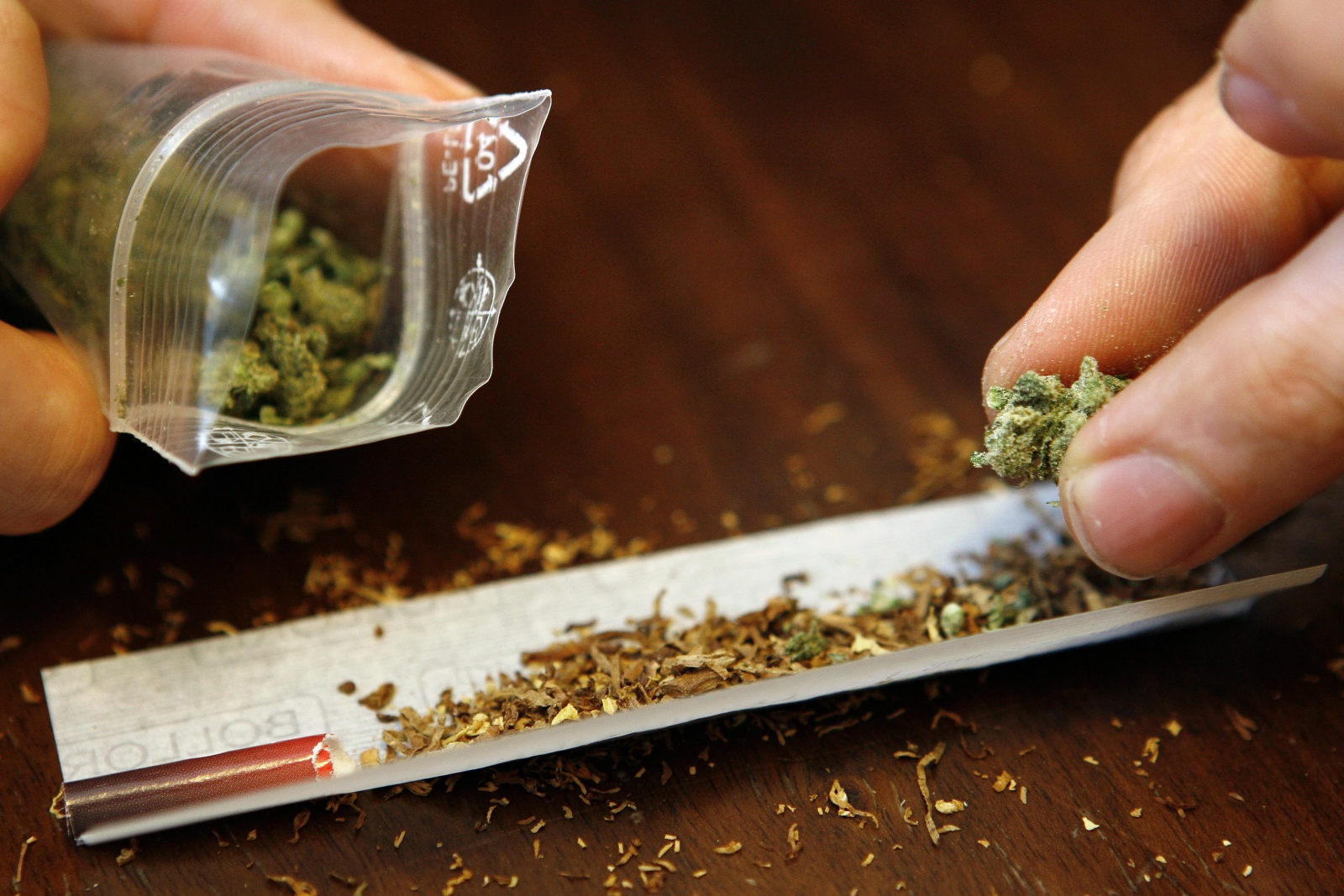 Как мне бросить курить марихуану семена марихуаны в самаре